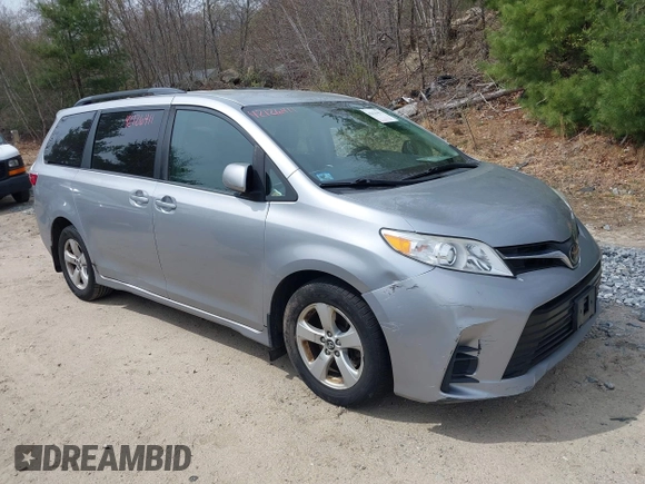 2018 Toyota Sienna LE Auto Access Seat with VIN 5TDKZ3DCXJS937540, listed as a IAAI auction lot 42126411 with 140,294 mi miles and . Bid and sale history available at DreamBid. Image 1.