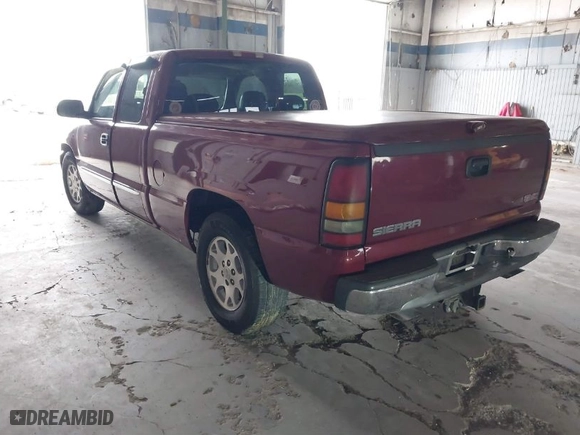 2004 GMC Sierra 1500 SLE with VIN 2GTEC19TX41247665, listed as a IAAI auction lot 41609817 with 253,035 mi miles. Bid and sale history available at carsss.com. Image 3.