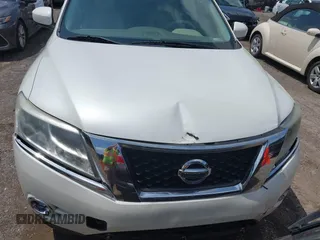 2015 Nissan Pathfinder S with VIN 5N1AR2MN2FC672785, listed as a IAAI auction lot 42535243 with 143,209 mi miles and . Bid and sale history available at DreamBid. Image 12.