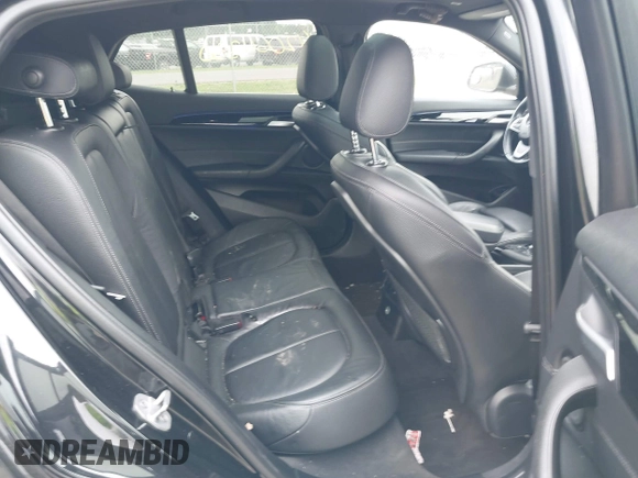 2018 BMW X2 xDrive28i with VIN WBXYJ5C34JEF72637, listed as a IAAI auction lot 42064330 with 96,725 mi miles. Bid and sale history available at carsss.com. Image 8.