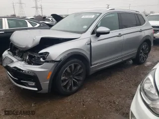 2020 Volkswagen Tiguan SEL Premium R-Line with VIN 3VV4B7AX4LM157226, listed as a Copart auction lot 80672224 with 44,007 mi miles and Salvage Title. Bid and sale history available at carsss.com. Image 1.
