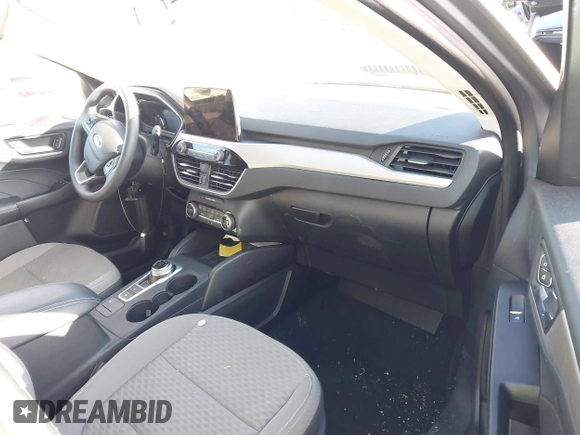 2021 Ford Escape SE Hybrid z VIN 1FMCU0BZXMUB18032, wystawiony jako IAAI lot #41481800 z przebiegiem 34 702 mil mil oraz . Historia ofert i sprzedaży dostępna na DreamBid. Obrazek 5.