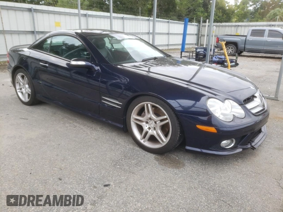 2008 Mercedes-Benz SL 550 with VIN WDBSK71F88F139931, listed as a Copart auction lot 67312014 with 117,877 mi miles and Salvage title. Bid and sale history available at DreamBid. Image 4.