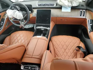 2024 Mercedes-Benz S 580e with VIN W1K6G6KB3RA264513, listed as a Copart auction lot 41341515 with 4,314 mi miles and Non Repairable. Bid and sale history available at DreamBid. Image 8.