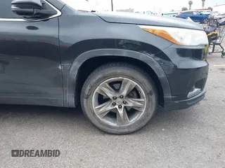 2014 Toyota Highlander Limited with VIN 5TDYKRFHXES015138, listed as a IAAI auction lot 42421746 with 130,223 mi miles and . Bid and sale history available at DreamBid. Image 6.