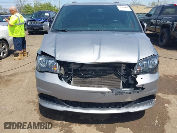 2017 Dodge Grand Caravan SE with VIN 2C4RDGBG8HR819905, listed as a IAAI auction lot 42086955 with 125,470 mi miles and . Bid and sale history available at DreamBid. Image 6.