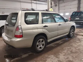2006 Subaru Forester 2.5 X with VIN JF1SG636X6H708067, listed as a IAAI auction lot 41920667 with 123,853 mi miles. Bid and sale history available at carsss.com. Image 4.