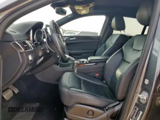 2017 Mercedes-Benz GLE 43 AMG z VIN 4JGED6EB4HA084672, wystawiony jako Copart lot #63087225 z przebiegiem 78 114 mil mil oraz Szkoda całkowita • Salvage title. Historia ofert i sprzedaży dostępna na DreamBid. Obrazek 7.