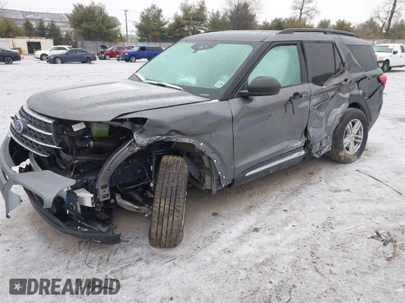 2024 Ford Explorer XLT with VIN 1FMSK8DH8RGA37881, listed as a IAAI auction lot 41187864 with 7,492 mi miles. Bid and sale history available at carsss.com. Image 17.