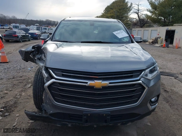 2018 Chevrolet Traverse LT Cloth with VIN 1GNERGKW6JJ224916, listed as a IAAI auction lot 41627315 with 180,639 mi miles. Bid and sale history available at carsss.com. Image 12.