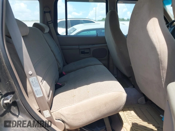 1998 Ford Explorer XL z VIN 1FMZU34X4WUC94388, wystawiony jako IAAI lot #42822057 z przebiegiem 232 117 mil mil oraz . Historia ofert i sprzedaży dostępna na DreamBid. Obrazek 8.