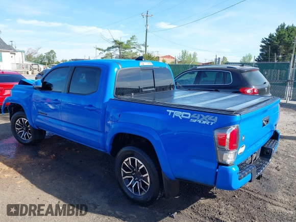 2021 Toyota Tacoma SR z VIN 3TYCZ5AN7MT008274, wystawiony jako IAAI lot #42091508 z przebiegiem 59 371 mil mil oraz . Historia ofert i sprzedaży dostępna na DreamBid. Obrazek 3.