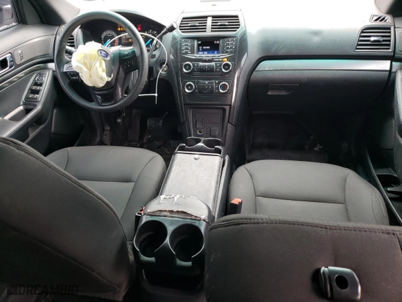 2016 Ford Utility Police Interceptor with VIN 1FM5K8AR8GGB07533, listed as a Copart auction lot 45907335 with NaN miles and Salvage Title. Bid and sale history available at carsss.com. Image 8.