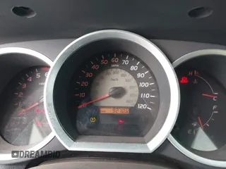 2008 Toyota Tacoma with VIN 5TEUU42N28Z531007, listed as a IAAI auction lot 41743306 with 92,105 mi miles and . Bid and sale history available at DreamBid. Image 7.