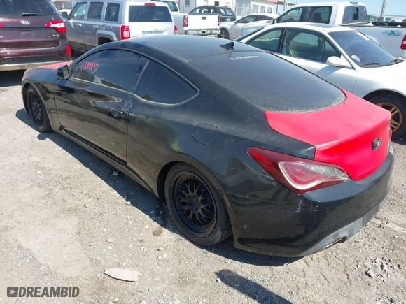 2013 Hyundai Genesis Coupe 2.0T R-Spec with VIN KMHHT6KD5DU081651, listed as a IAAI auction lot 41698837 with 137,208 mi miles. Bid and sale history available at carsss.com. Image 3.