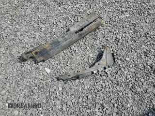 2010 Toyota Corolla z VIN 2T1BU4EE9AC498876, wystawiony jako Copart lot #60984755 z przebiegiem 198 095 mil mil oraz Szkoda całkowita • Salvage title. Historia ofert i sprzedaży dostępna na DreamBid. Obrazek 12.