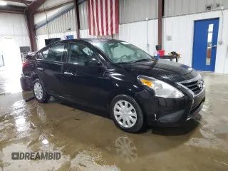 2019 Nissan Versa SV z VIN 3N1CN7APXKL829797, wystawiony jako Copart lot #59016235 z przebiegiem 90 811 mil mil oraz Szkoda całkowita • Salvage title. Historia ofert i sprzedaży dostępna na DreamBid. Obrazek 4.