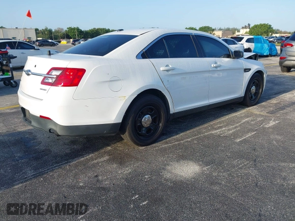 2017 Ford Police Interceptor with VIN 1FAHP2L80HG133684, listed as a IAAI auction lot 42018737 with 43,381 mi miles and . Bid and sale history available at DreamBid. Image 4.