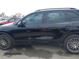 2014 Porsche Cayenne with VIN WP1AA2A29ELA97300, listed as a IAAI auction lot 42106931 with 156,129 mi miles and . Bid and sale history available at DreamBid. Image 15.