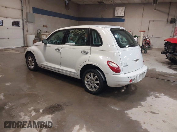 2009 Chrysler PT Cruiser with VIN 3A8FY489X9T543605, listed as a IAAI auction lot 41592501 with 96,825 mi miles and . Bid and sale history available at DreamBid. Image 3.