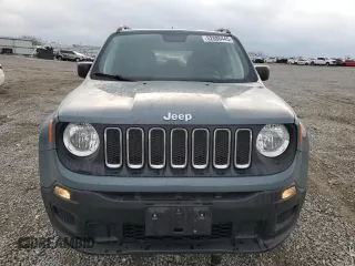 2018 Jeep Renegade Sport с VIN ZACCJBAB2JPJ57785, выставлен на аукционе Copart как лот 52886445 с пробегом 50 037 миль миль и Списание • Salvage title. История ставок и продаж доступна на DreamBid. Изображение 5.