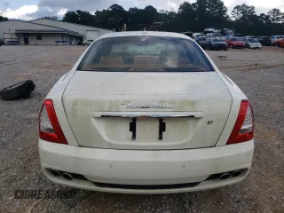 2010 Maserati Quattroporte S z VIN ZAM39JKA3A0052282, wystawiony jako Copart lot #58591175 z przebiegiem Nie podano mil oraz Czysty tytuł • Clean title. Historia ofert i sprzedaży dostępna na DreamBid. Obrazek 6.
