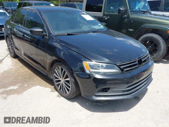 2015 Volkswagen Jetta SE with VIN 3VWD17AJ1FM407228, listed as a IAAI auction lot 42250711 with 189,275 mi miles and . Bid and sale history available at DreamBid. Image 1.