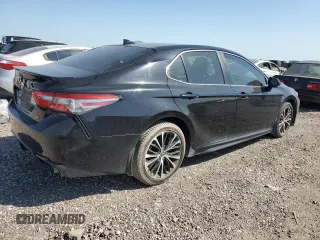 2019 Toyota Camry LE with VIN 4T1B11HK4KU695575, listed as a Copart auction lot 52831525 with 121,042 mi miles and Clean Title. Bid and sale history available at carsss.com. Image 3.