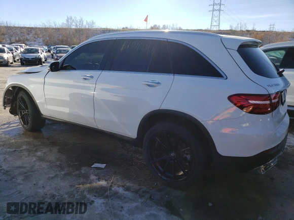 2018 Mercedes-Benz GLC with VIN WDC0G4KB9JV112411, listed as a Copart auction lot 68031742 with 38,637 mi miles. Bid and sale history available at carsss.com. Image 2.