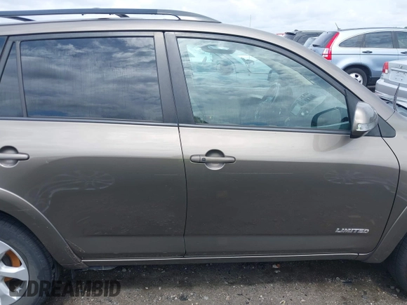 2012 Toyota RAV4 Limited с VIN 2T3DF4DV7CW196161, выставлен на аукционе IAAI как лот 42469616 с пробегом 256 251 миль миль и . История ставок и продаж доступна на DreamBid. Изображение 14.