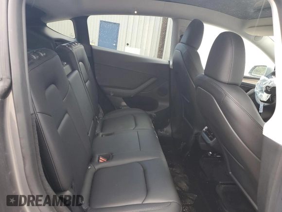 2024 Tesla Model Y Long Range с VIN 7SAYGDEE1RF161579, выставлен на аукционе Copart как лот 59901495 с пробегом 38 556 миль миль и Списание • Salvage title. История ставок и продаж доступна на DreamBid. Изображение 10.