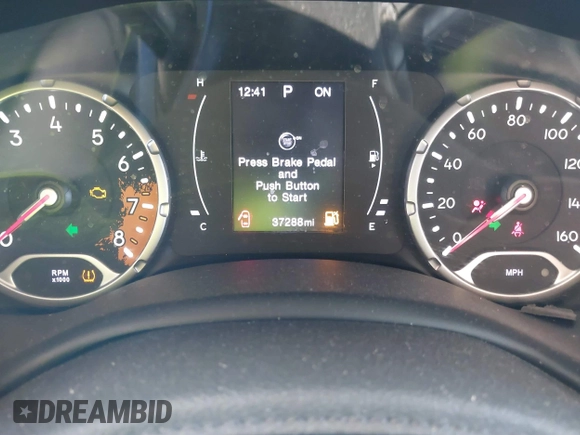 2018 Jeep Renegade Sport with VIN ZACCJBAB9JPH83336, listed as a IAAI auction lot 41555991 with 37,288 mi miles. Bid and sale history available at carsss.com. Image 7.