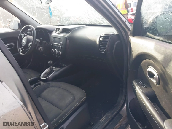 2016 Kia Soul + with VIN KNDJP3A5XG7241688, listed as a IAAI auction lot 41678769 with 164,823 mi miles. Bid and sale history available at carsss.com. Image 5.