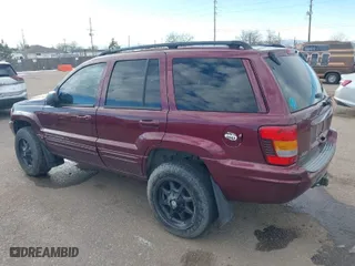 2002 Jeep Grand Cherokee Limited with VIN 1J8GW58N02C324540, listed as a IAAI auction lot 41476068 with 205,646 mi miles. Bid and sale history available at carsss.com. Image 3.