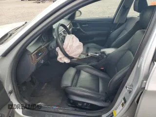 2007 BMW 3 Series 328xi with VIN WBAVC73547KP30227, listed as a Copart auction lot 48715565 with Not provided miles and Salvage title. Bid and sale history available at DreamBid. Image 7.
