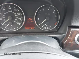 2006 BMW 3 Series 325i with VIN WBAVB13556K000616, listed as a IAAI auction lot 42422569 with 201,931 mi miles and . Bid and sale history available at DreamBid. Image 7.