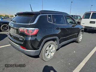 2018 Jeep Compass Latitude with VIN 3C4NJCBB3JT267351, listed as a IAAI auction lot 42715580 with 153,508 mi miles and . Bid and sale history available at DreamBid. Image 4.