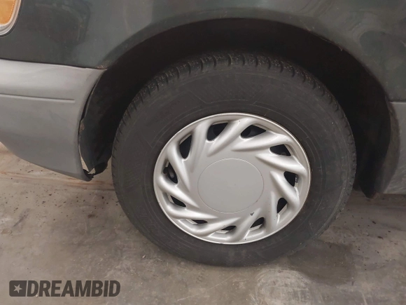 2000 Toyota Sienna LE with VIN 4T3ZF13C0YU249715, listed as a IAAI auction lot 42701339 with 262,521 mi miles and . Bid and sale history available at DreamBid. Image 12.