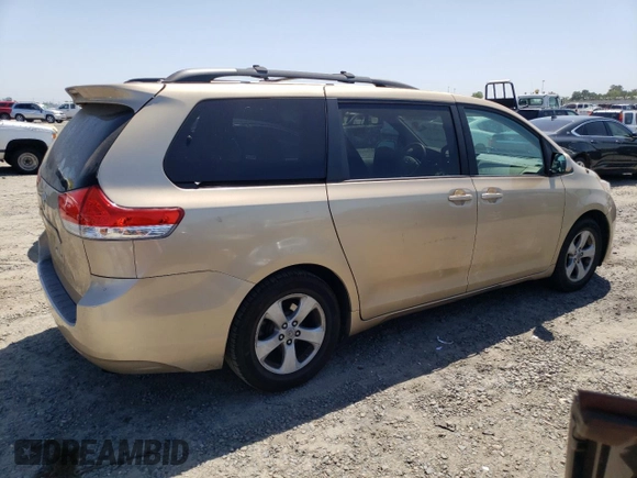 2011 Toyota Sienna LE AAS with VIN 5TDKK3DCXBS133891, listed as a Copart auction lot 55471475 with 132,676 mi miles and Clean Title. Bid and sale history available at carsss.com. Image 3.