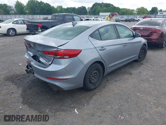 2017 Hyundai Elantra SE z VIN 5NPD74LF1HH105861, wystawiony jako IAAI lot #42120757 z przebiegiem 91 818 mil mil oraz . Historia ofert i sprzedaży dostępna na DreamBid. Obrazek 4.