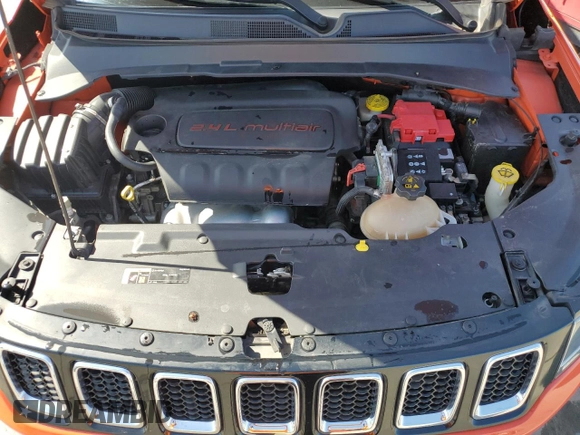 2020 Jeep Compass Sport с VIN 3C4NJCAB3LT253177, выставлен на аукционе Copart как лот 51949525 с пробегом 120 146 миль миль и Чистый • Clean title. История ставок и продаж доступна на DreamBid. Изображение 12.