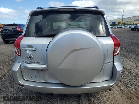 2007 Toyota RAV4 Limited z VIN JTMBD31V075067431, wystawiony jako Copart lot #56770595 z przebiegiem 137 073 mil mil oraz Szkoda całkowita • Salvage title. Historia ofert i sprzedaży dostępna na DreamBid. Obrazek 6.