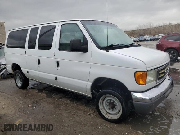 2006 Ford Econoline Passenger XL with VIN 1FBNE31L26DA19530, listed as a Copart auction lot 52019385 with 178,722 mi miles and Salvage Title. Bid and sale history available at carsss.com. Image 4.