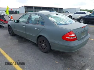 2003 Mercedes-Benz E-Class 3.2L with VIN WDBUF65J83A124342, listed as a IAAI auction lot 41951596 with 185,094 mi miles. Bid and sale history available at carsss.com. Image 3.