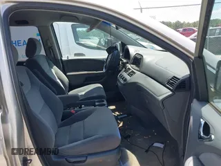 2005 Honda Odyssey LX with VIN 5FNRL38295B038177, listed as a IAAI auction lot 42618657 with 260,881 mi miles and . Bid and sale history available at DreamBid. Image 5.