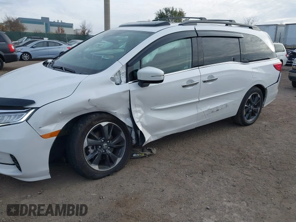 2024 Honda Odyssey Elite with VIN 5FNRL6H93RB000285, listed as a IAAI auction lot 40906174 with 20,146 mi miles. Bid and sale history available at carsss.com. Image 6.