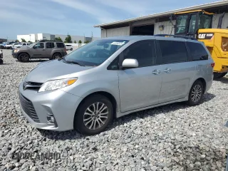 2019 Toyota Sienna XLE Auto Access Seat z VIN 5TDYZ3DC6KS017495, wystawiony jako Copart lot #63386815 z przebiegiem 92 336 mil mil oraz Szkoda całkowita • Salvage title. Historia ofert i sprzedaży dostępna na DreamBid. Obrazek 1.