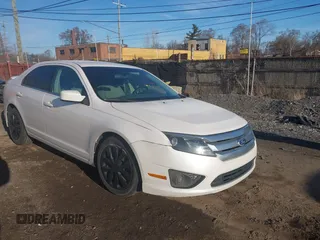 2010 Ford Fusion SE with VIN 3FAHP0HA0AR281297, listed as a IAAI auction lot 41868346 with 177,292 mi miles. Bid and sale history available at carsss.com. Image 1.
