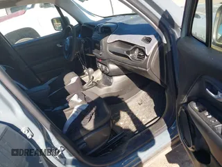 2017 Jeep Renegade Latitude with VIN ZACCJABB4HPG16935, listed as a IAAI auction lot 41843666 with 37,835 mi miles and . Bid and sale history available at DreamBid. Image 5.
