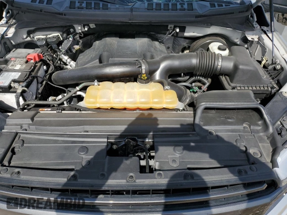2018 Ford F-150 XL z VIN 1FTEW1CG5JFB51563, wystawiony jako Copart lot #46089905 z przebiegiem 96 633 mil mil oraz Szkoda całkowita • Salvage title. Historia ofert i sprzedaży dostępna na DreamBid. Obrazek 11.